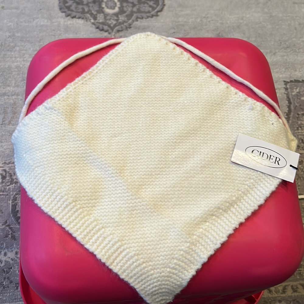 ShopCider knit top